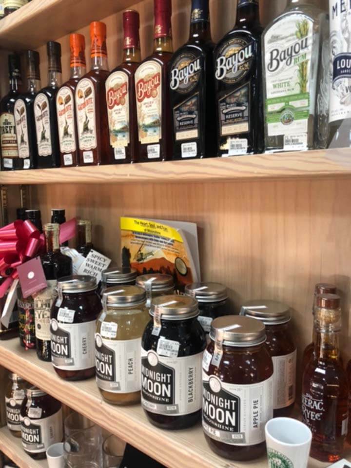 oak alley gift shop alcohol selection